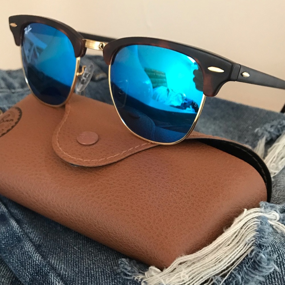 RAY-BAN Tortoise Shell Clubmaster Sunglasses
